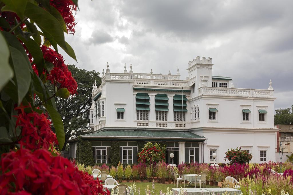 The Green Hotel Mysore Esterno foto
