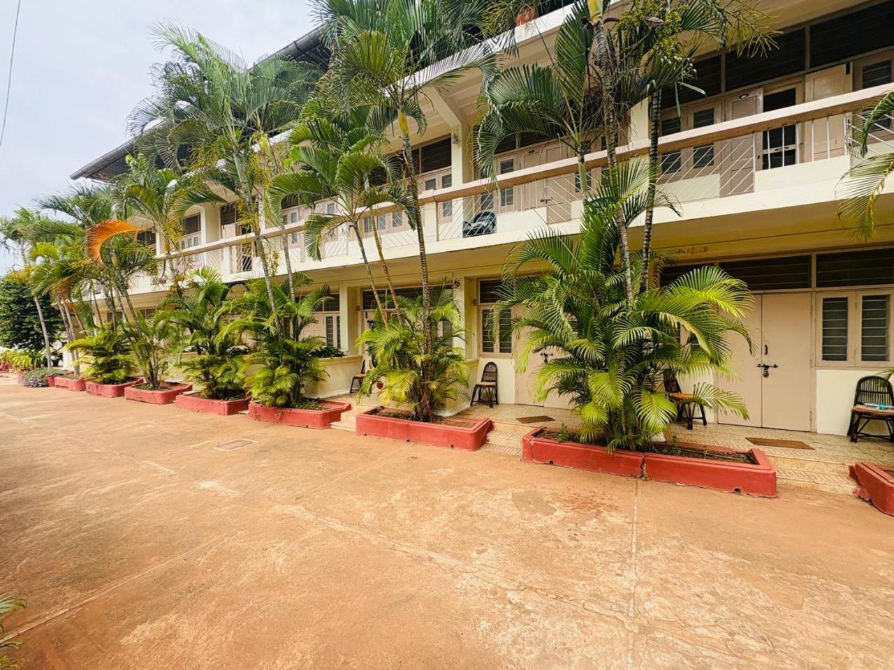 The Green Hotel Mysore Esterno foto