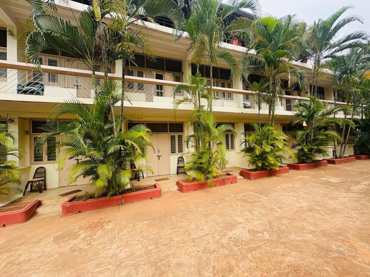 The Green Hotel Mysore Esterno foto